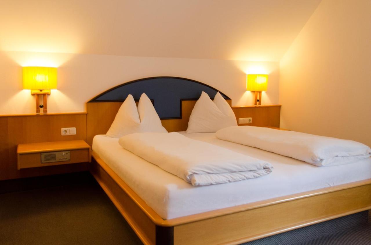 Hotel Goldenes Schiff Енгельхартсцелль-ан-дер-Донау Екстер'єр фото