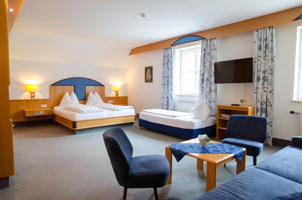 Hotel Goldenes Schiff Енгельхартсцелль-ан-дер-Донау Екстер'єр фото