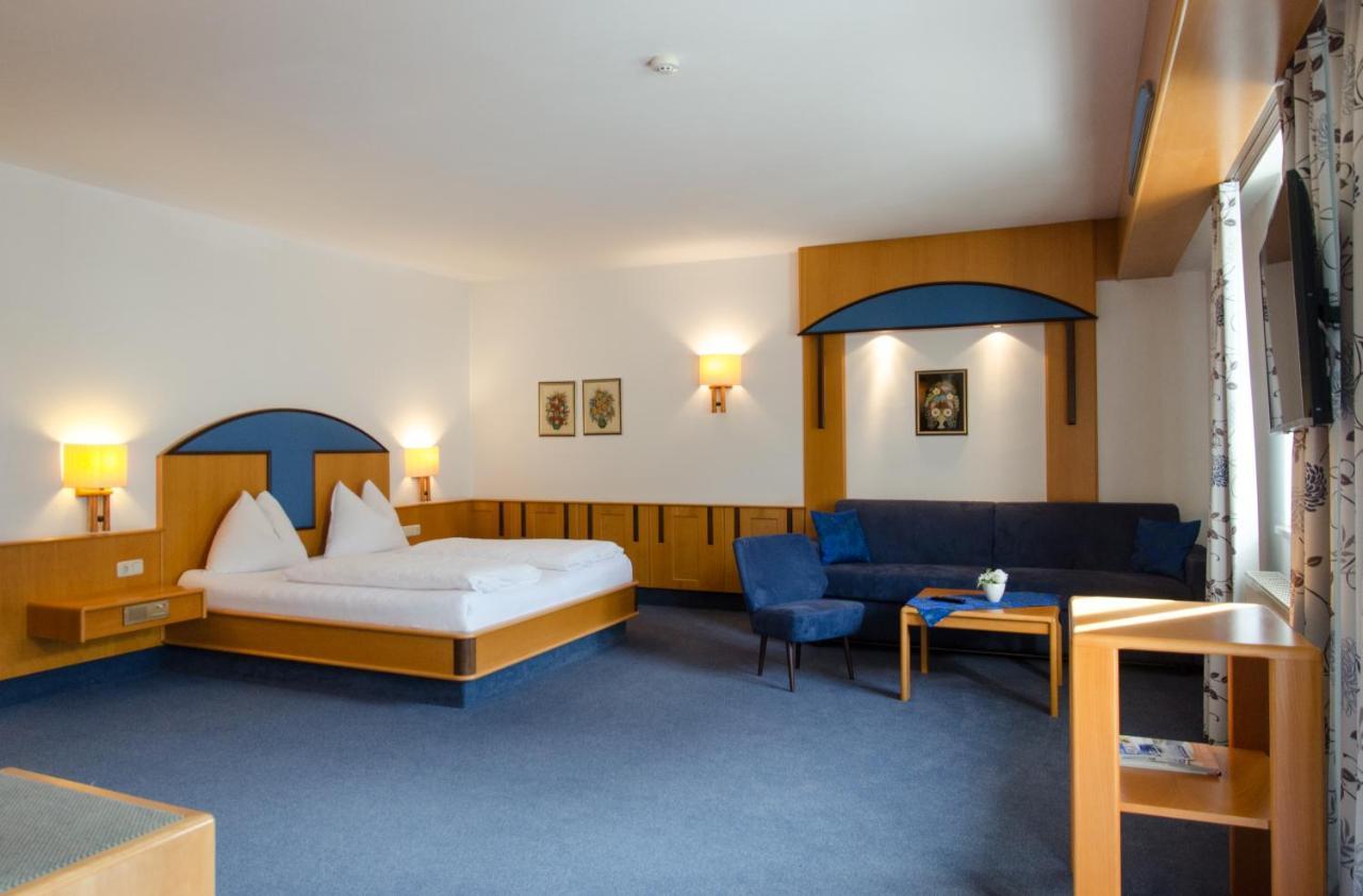 Hotel Goldenes Schiff Енгельхартсцелль-ан-дер-Донау Екстер'єр фото