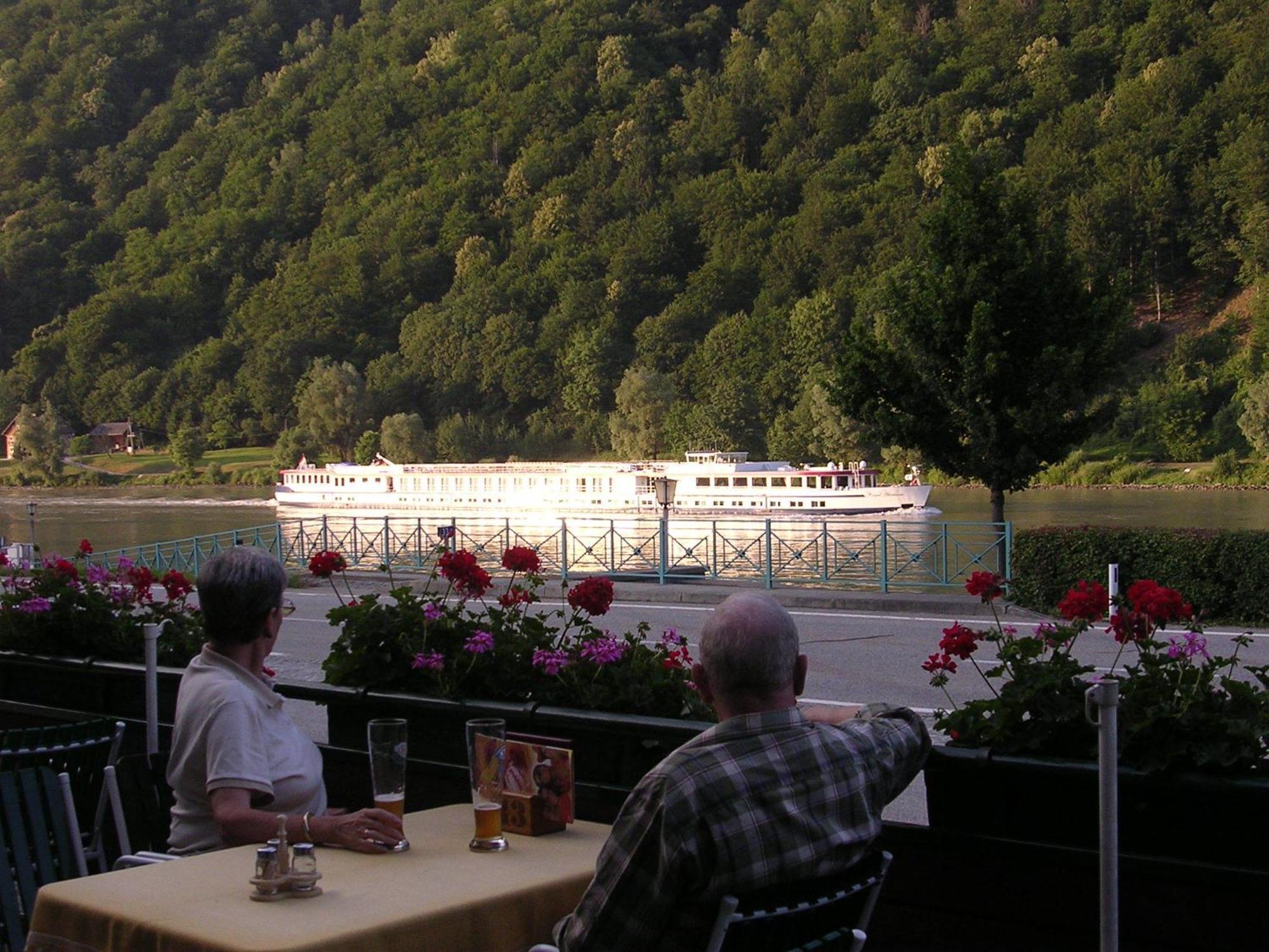 Hotel Goldenes Schiff Енгельхартсцелль-ан-дер-Донау Екстер'єр фото