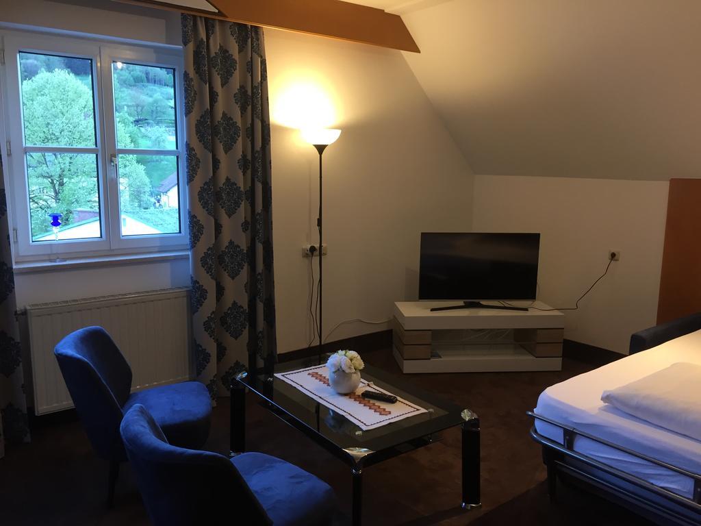 Hotel Goldenes Schiff Енгельхартсцелль-ан-дер-Донау Екстер'єр фото