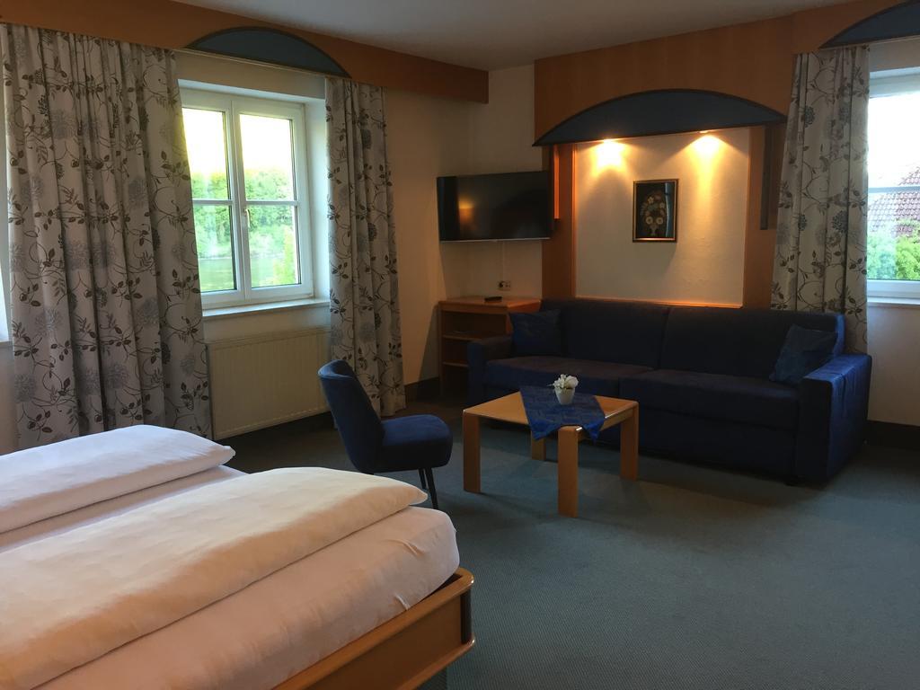 Hotel Goldenes Schiff Енгельхартсцелль-ан-дер-Донау Екстер'єр фото