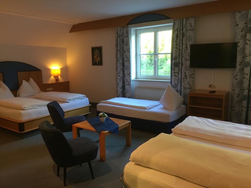 Hotel Goldenes Schiff Енгельхартсцелль-ан-дер-Донау Екстер'єр фото