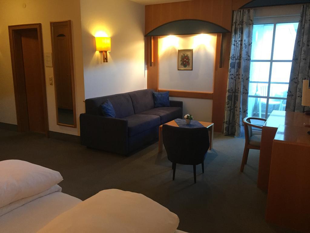 Hotel Goldenes Schiff Енгельхартсцелль-ан-дер-Донау Екстер'єр фото